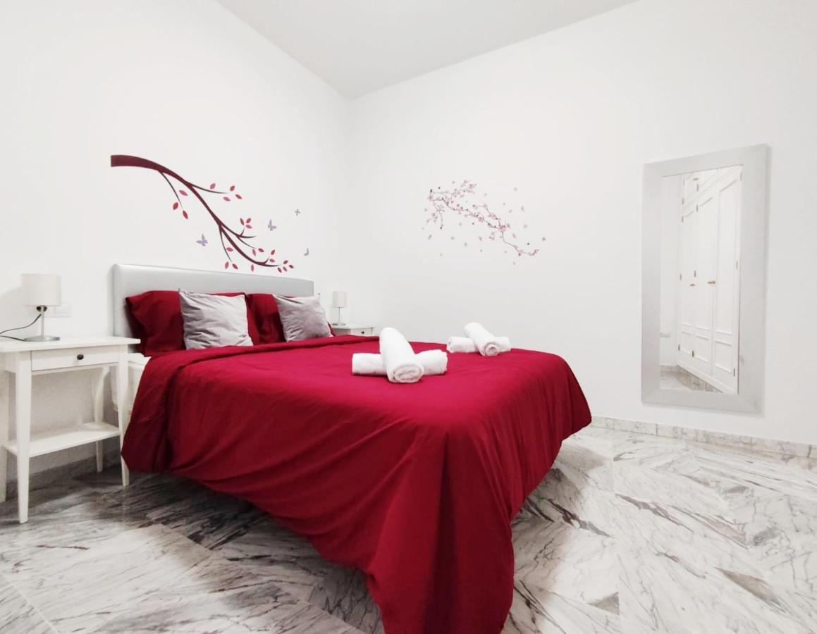 Ciriaco By Sevillaluxurysuites Экстерьер фото