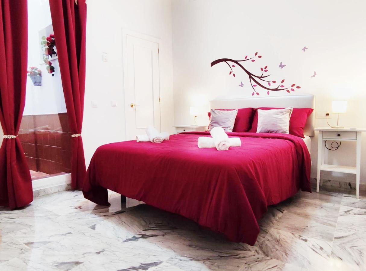 Ciriaco By Sevillaluxurysuites Экстерьер фото